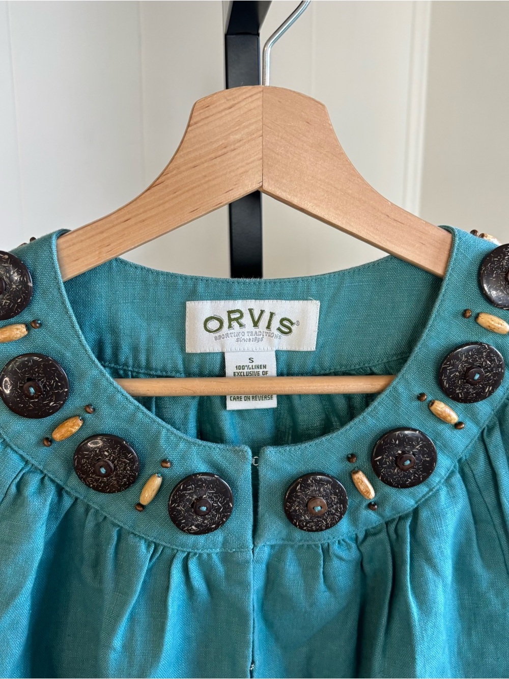 Orvis Linen Womens Swing Jacket Blue Sz Small Wood Buttons Hook & Eye Closures